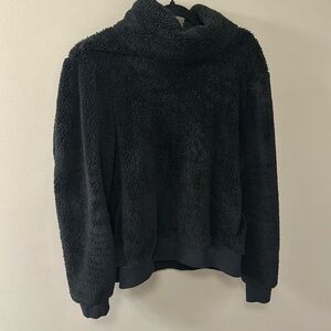 iukka lux black fuzzy sweater